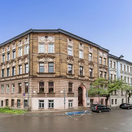 Wrzesinska 11, Sun & Snow *